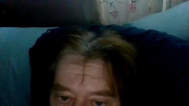 Snapshot of frankie7inch chatting on June 1, 10:04 am frankie7inch online show from June 1, 10:04 am