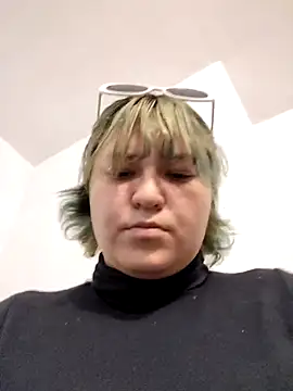 iDogrose21 online show from November 27, 11:27 pm