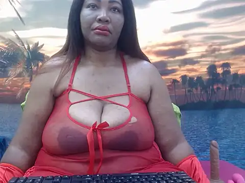 Snapshot of chubbydoll122 chatting on May 26, 3:26 am chubbydoll122 online show from May 26, 3:26 am