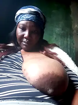 Snapshot of chubbydoll122 chatting on September 29, 12:00 pm chubbydoll122 online show from September 29, 12:00 pm