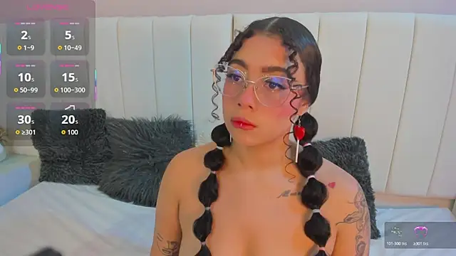 antonelllepiercee online show from March 17, 10:51 am