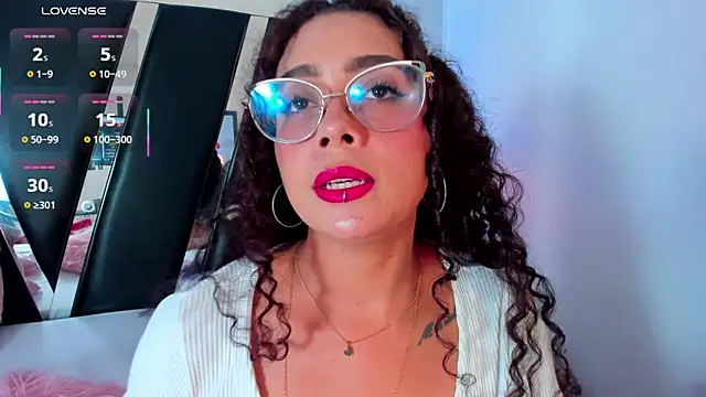 antonelllepiercee online show from March 20, 3:04 pm