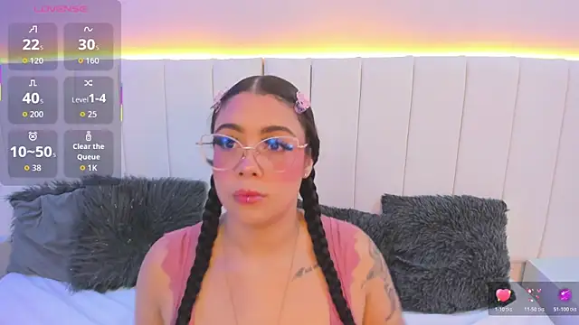 antonelllepiercee online show from March 13, 11:15 am