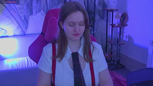 KellyPoter online show from March 10, 5:28 pm