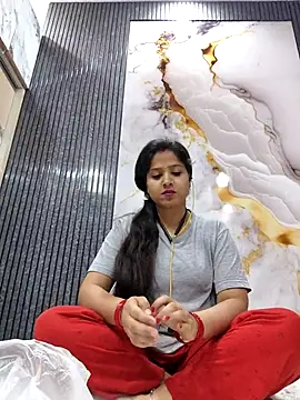 Snapshot of DesiRiya100 chatting on March 3, 4:36 pm DesiRiya100 online show from March 3, 4:36 pm