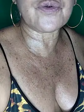 Kasandra Ho online show from October 26, 6:30 pm