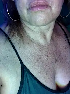 Kasandra Ho online show from February 8, 3:54 pm