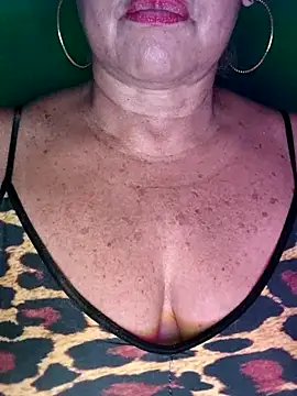 Kasandra Ho online show from November 24, 5:46 pm