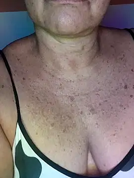 Kasandra Ho online show from March 7, 1:49 pm