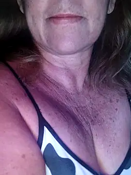 Kasandra Ho online show from February 1, 8:01 am