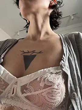 kikidoll online show from May 13, 2:18 am