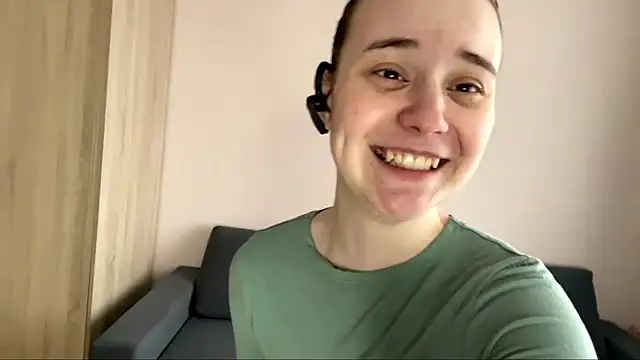 EditaBumford online show from April 18, 8:27 am