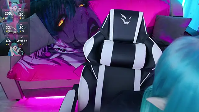 Aurora Natsuki online show from April 11, 10:52 am