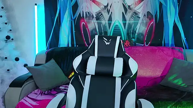 Snapshot of Aurora_Natsuki chatting on December 16, 11:36 am Aurora Natsuki online show from December 16, 11:36 am