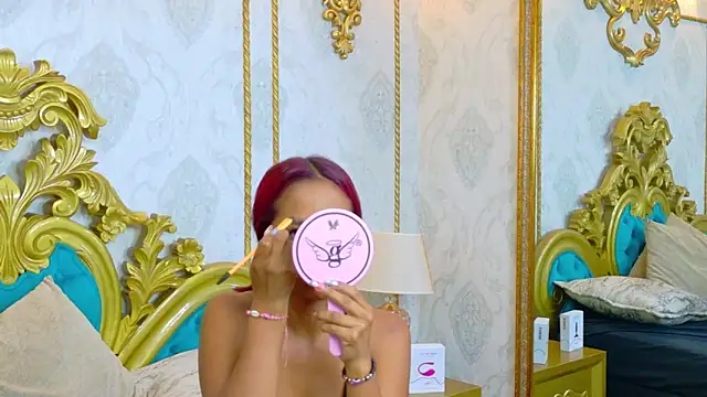 LucyLeah online show from March 3, 12:23 pm