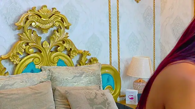 LucyLeah online show from February 11, 1:22 pm