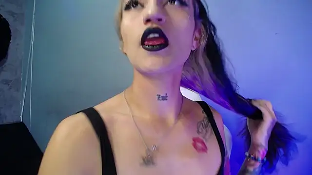 amelierouss online show from October 24, 12:09 am