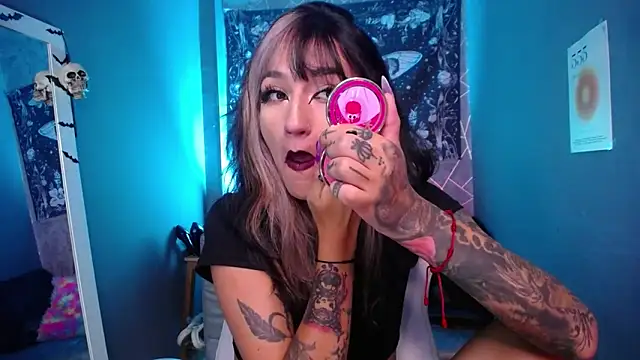 amelierouss online show from March 26, 12:53 am