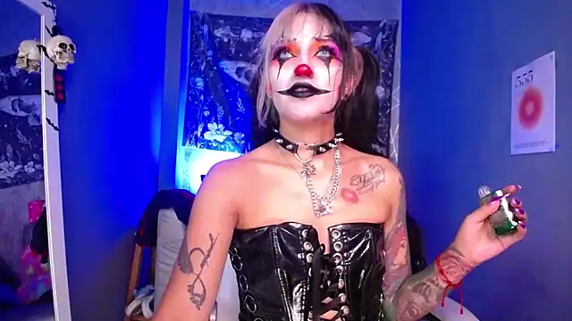 amelierouss online show from March 28, 4:46 am