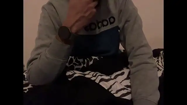 Snapshot of meatycronn chatting on January 11, 7:32 pm meatycronn online show from January 11, 7:32 pm