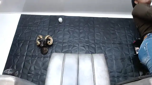 Hanna Fox 69 online show from March 5, 12:35 pm