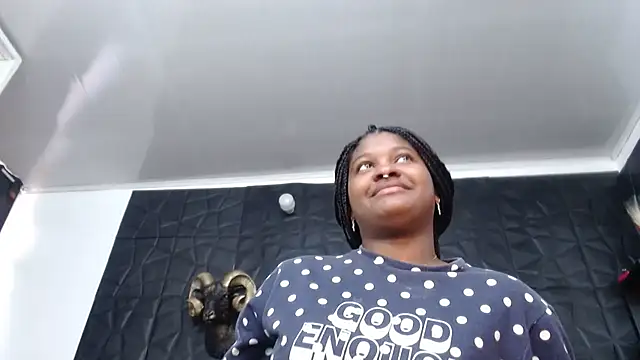 Hanna Fox 69 online show from March 14, 12:44 pm