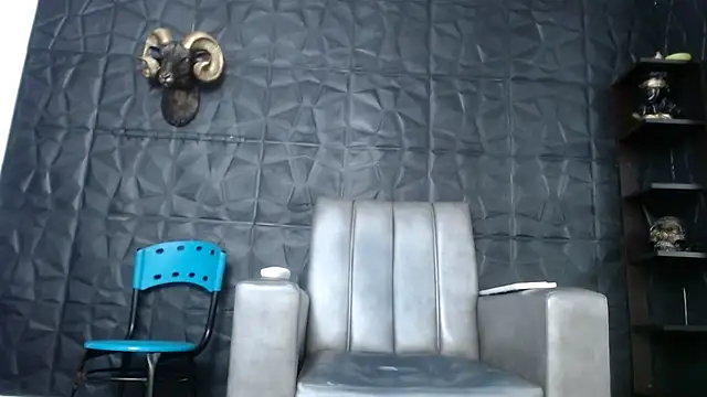 Hanna Fox 69 online show from October 26, 11:10 am