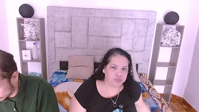 Candy and Jh0n online show from December 14, 3:02 am