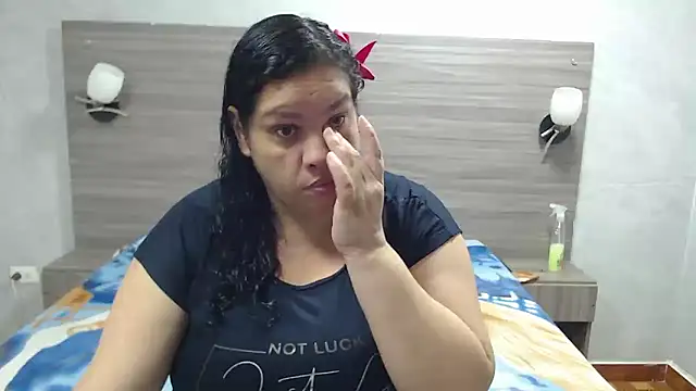 Candy and Jh0n online show from January 12, 7:31 pm