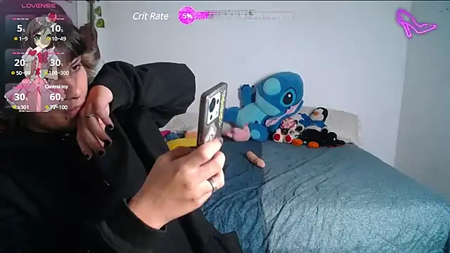 Caitlynwheler online show from March 13, 7:31 am