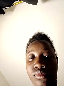 Snapshot of kharoll chatting on October 26, 3:51 am kharoll online show from October 26, 3:51 am