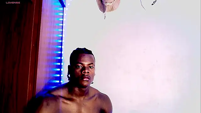 JoshLoganx online show from March 7, 4:34 pm