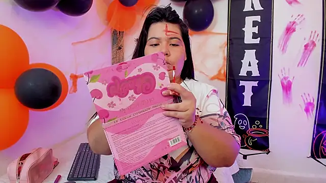 Abriil7 online show from October 31, 3:36 am