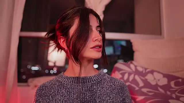 Snapshot of Megga_Bluee chatting on December 15, 11:53 pm Megga Bluee online show from December 15, 11:53 pm