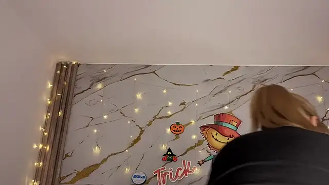 Snapshot of agatha_97_ chatting on October 26, 4:35 am agatha 97 online show from October 26, 4:35 am