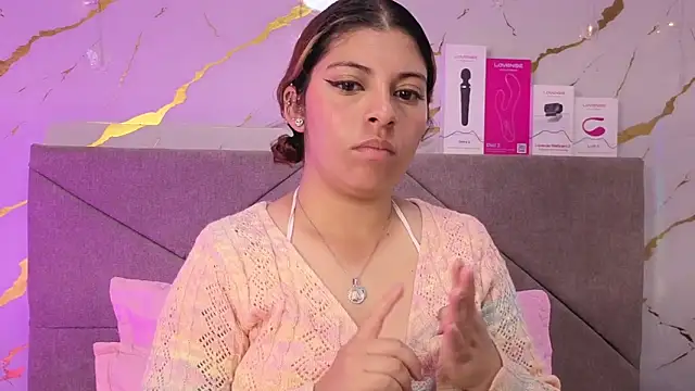 agatha 97  online show from April 18, 7:07 pm