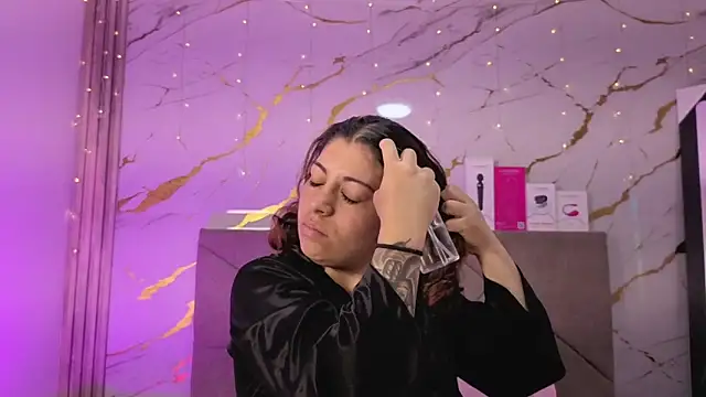 agatha 97  online show from April 18, 3:03 pm