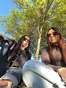 daniniescobarr online show from April 3, 5:52 pm
