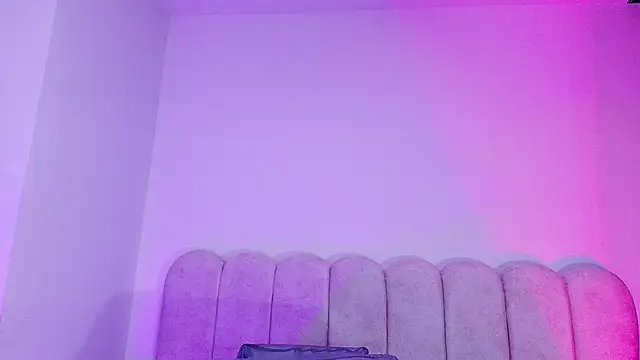 mia stanfort online show from January 14, 7:17 pm