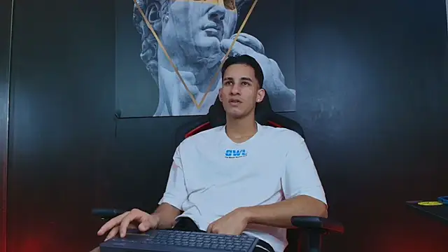 Snapshot of JakeMoxley chatting on September 11, 12:16 pm JakeMoxley online show from September 11, 12:16 pm