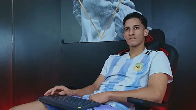 Snapshot of JakeMoxley chatting on September 12, 12:49 pm JakeMoxley online show from September 12, 12:49 pm