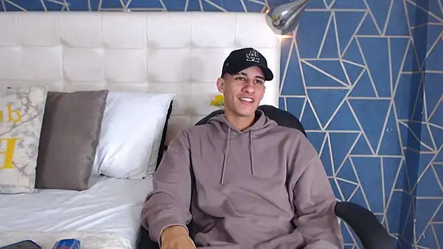 Snapshot of JakeMoxley chatting on March 12, 1:19 pm JakeMoxley online show from March 12, 1:19 pm