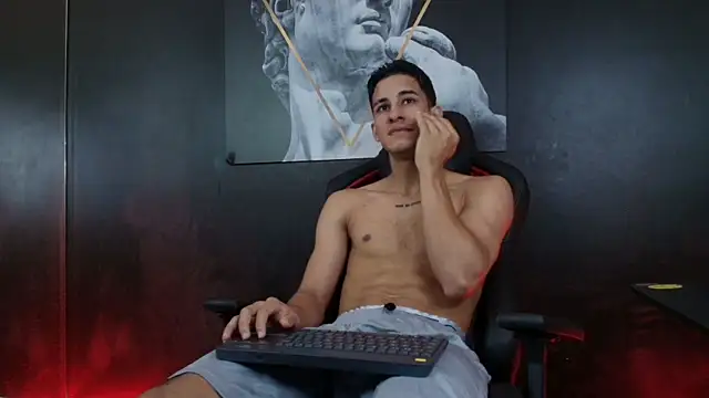 Snapshot of JakeMoxley chatting on October 28, 11:53 am JakeMoxley online show from October 28, 11:53 am