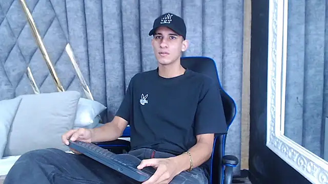 Snapshot of JakeMoxley chatting on March 16, 1:38 pm JakeMoxley online show from March 16, 1:38 pm