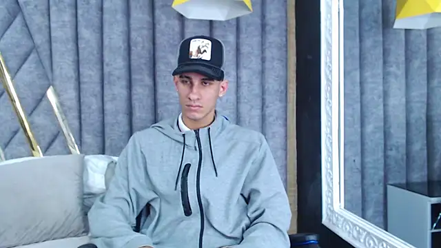 Snapshot of JakeMoxley chatting on March 18, 2:50 pm JakeMoxley online show from March 18, 2:50 pm