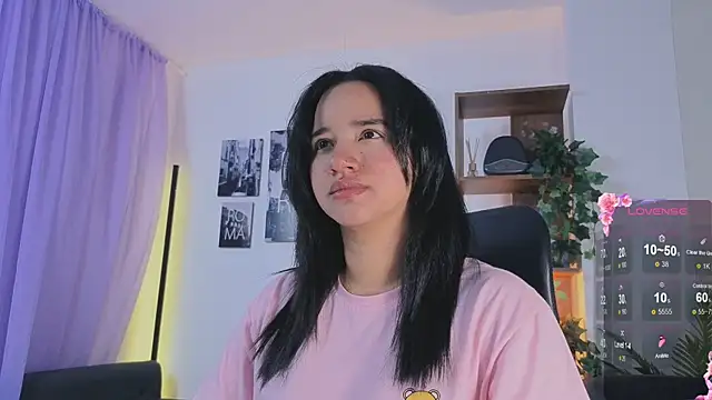 emilyrouxe online show from September 23, 1:51 pm