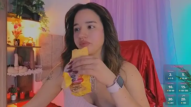 emilyrouxe online show from November 18, 3:37 pm