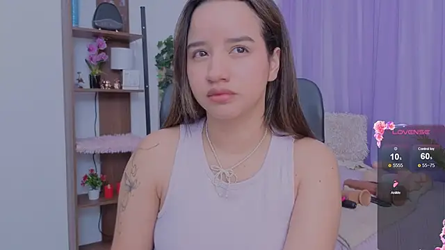 emilyrouxe online show from February 17, 2:58 pm