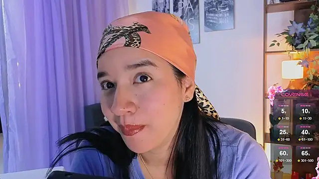 emilyrouxe online show from September 18, 2:31 pm