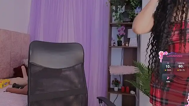 emilyrouxe online show from January 15, 3:48 pm